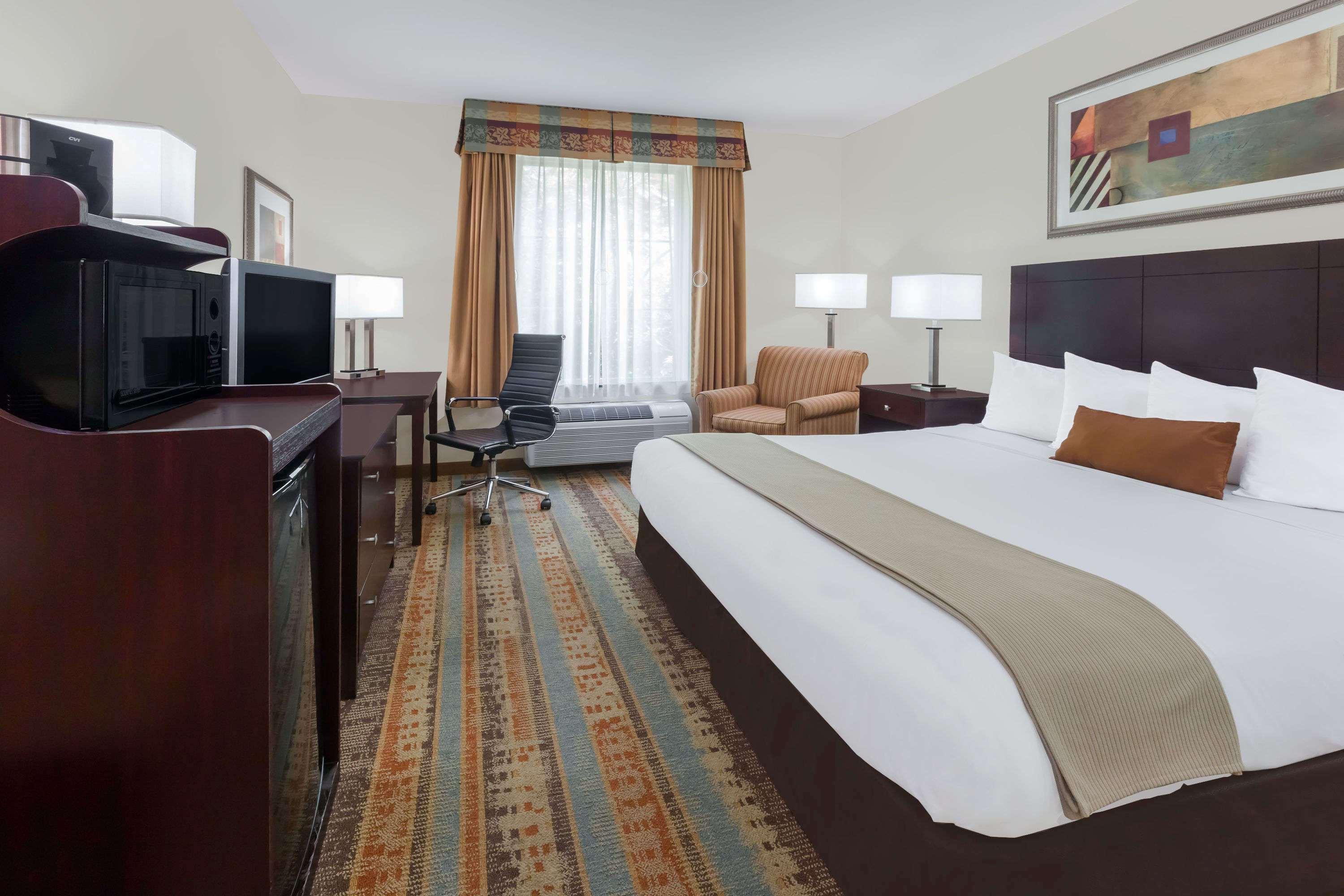 Hotel Baymont By Wyndham Henderson Exterior foto